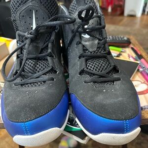 Nike Mens Black and Blue Sneakers